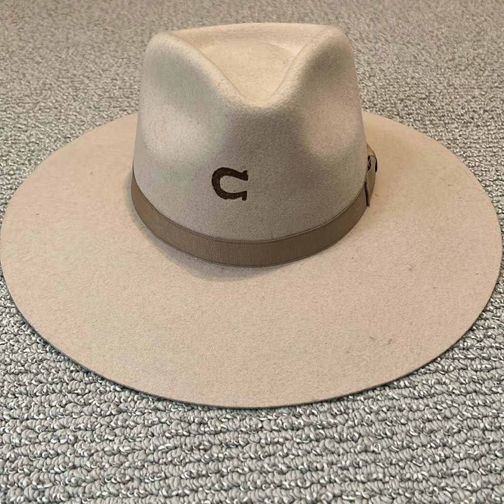 Cowgirl hat